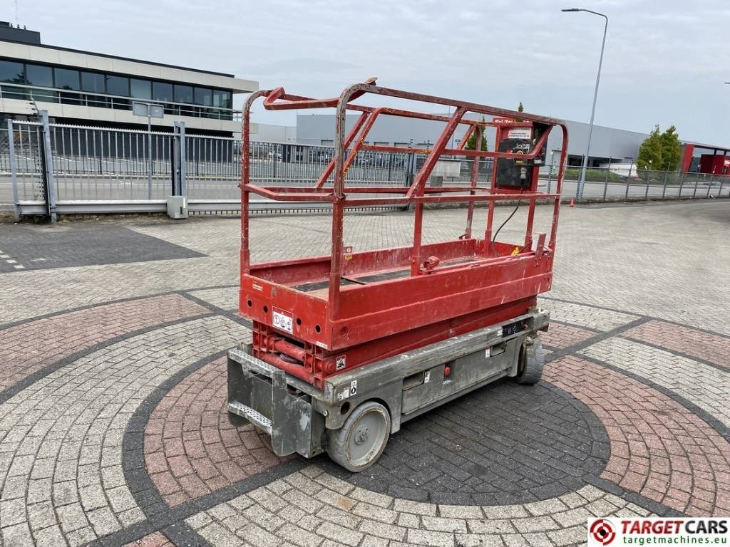 Haulotte Compact 8 Electric Scissor Work Lift 818cm DEFECT - Ollós emelő: 3 kép. Haulotte Compact 8 Electric Scissor Work Lift 818cm DEFECT - Ollós emelő: 3 kép.
