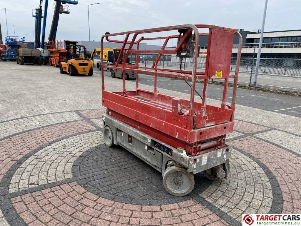 Haulotte Compact 8 Electric Scissor Work Lift 818cm DEFECT - Ollós emelő: 2 kép. Haulotte Compact 8 Electric Scissor Work Lift 818cm DEFECT - Ollós emelő: 2 kép.