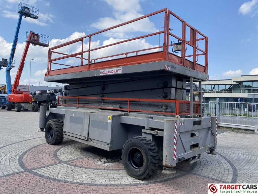 Holland Lift Combistar M-250DL27 diesel scissor worklift 27.20M - Ollós emelő: 2 kép. Holland Lift Combistar M-250DL27 diesel scissor worklift 27.20M - Ollós emelő: 2 kép.