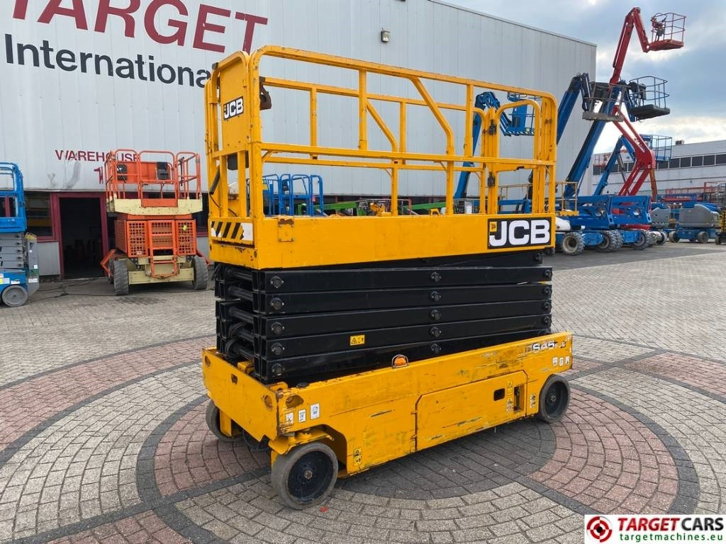 JCB S4550E Electric Scissor Work Lift 1580cm - Ollós emelő: 1 kép. JCB S4550E Electric Scissor Work Lift 1580cm - Ollós emelő: 1 kép.