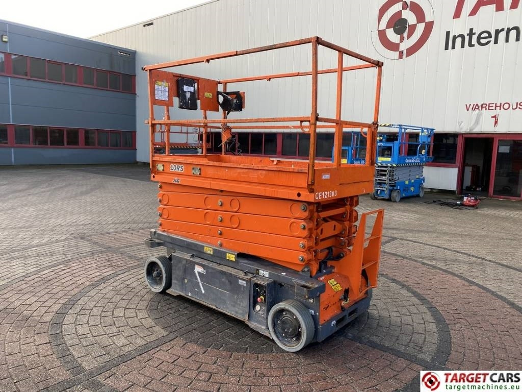 JLG 10RS Electric Scissor Work Lift 1175cm - Ollós emelő: 4 kép. JLG 10RS Electric Scissor Work Lift 1175cm - Ollós emelő: 4 kép.