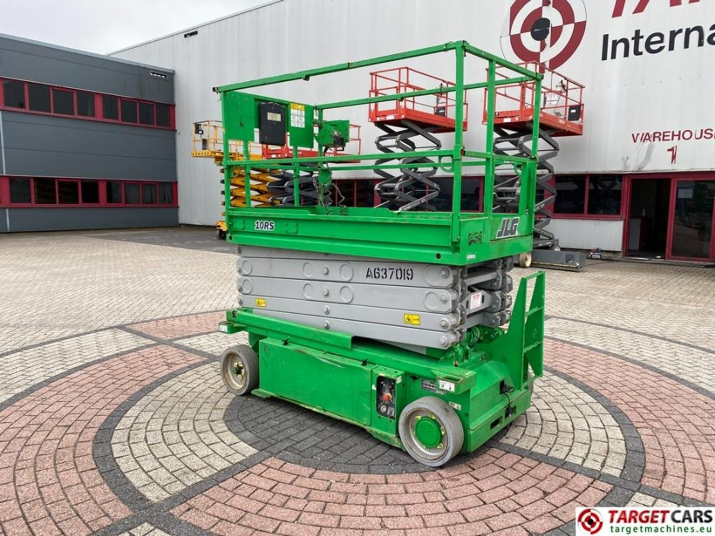 JLG 10RS Electric Scissor Work Lift 1175cm - Ollós emelő: 4 kép. JLG 10RS Electric Scissor Work Lift 1175cm - Ollós emelő: 4 kép.