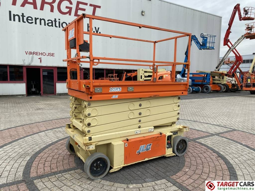 JLG 10RS Electric Scissor Work Lift 1175cm - Ollós emelő: 1 kép. JLG 10RS Electric Scissor Work Lift 1175cm - Ollós emelő: 1 kép.