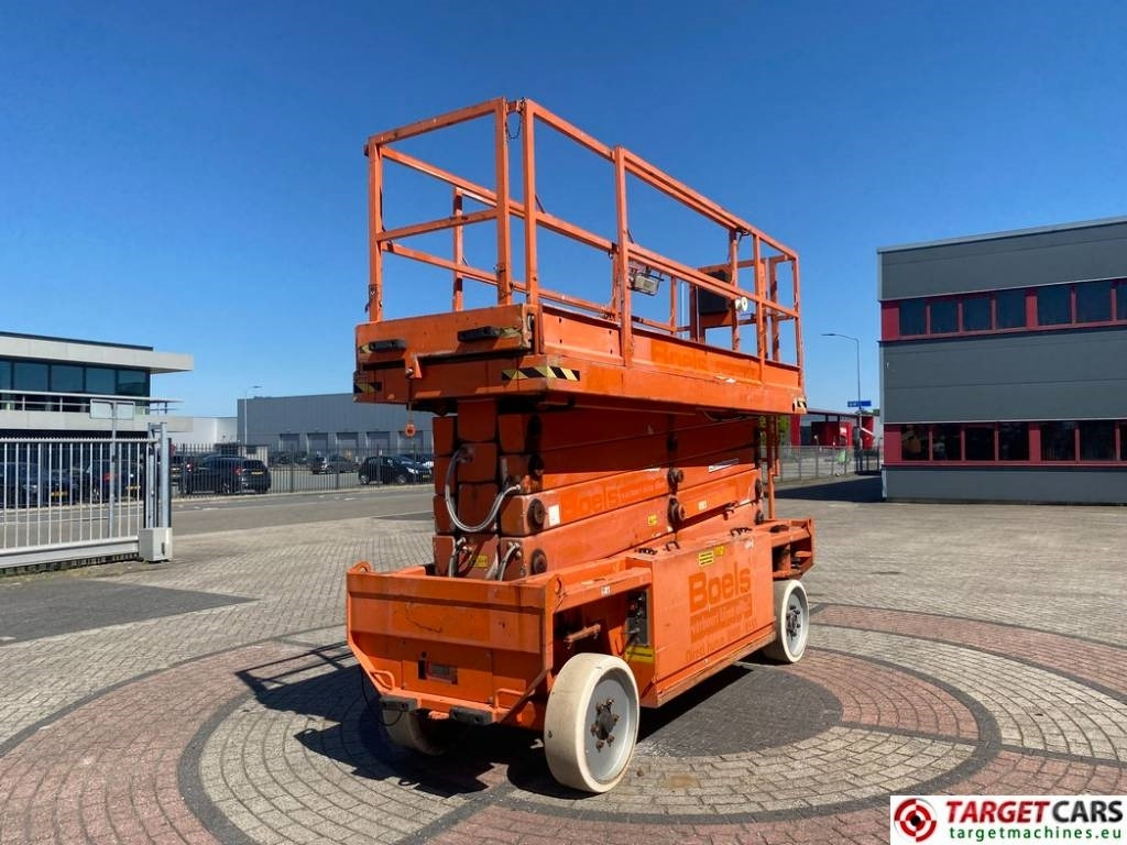 JLG 153-12 Liftlux Electric Scissor Work Lift 1730cm - Ollós emelő: 3 kép. JLG 153-12 Liftlux Electric Scissor Work Lift 1730cm - Ollós emelő: 3 kép.