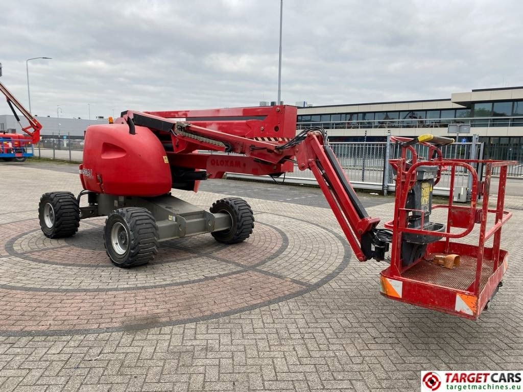 JLG 450AJ Articulated 4x4 Diesel Boom Work Lift 1551cm - Személyemelő: 2 kép. JLG 450AJ Articulated 4x4 Diesel Boom Work Lift 1551cm - Személyemelő: 2 kép.