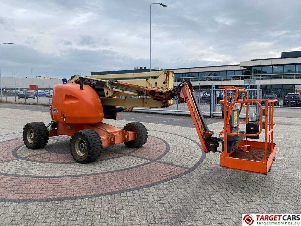 JLG 450AJ Diesel 4x4 Articulated Boom Work Lift 1551cm - Személyemelő: 2 kép. JLG 450AJ Diesel 4x4 Articulated Boom Work Lift 1551cm - Személyemelő: 2 kép.