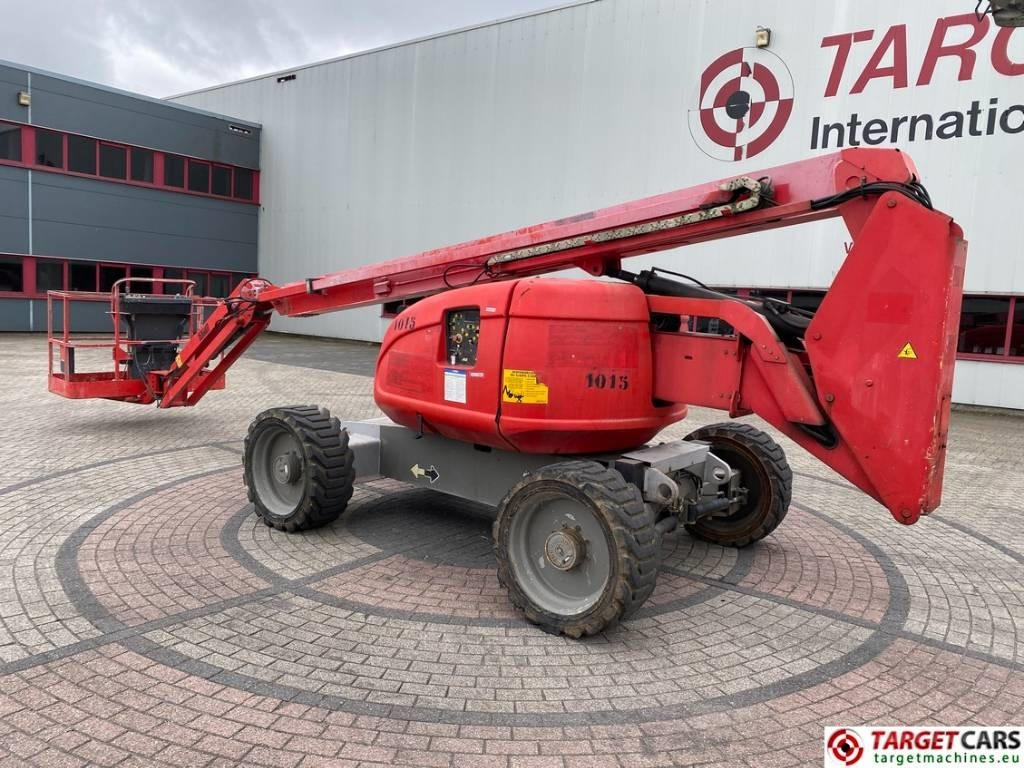 JLG 600AJ Articulated 4x4 Diesel Boom Work Lift 2047cm - Személyemelő: 4 kép. JLG 600AJ Articulated 4x4 Diesel Boom Work Lift 2047cm - Személyemelő: 4 kép.