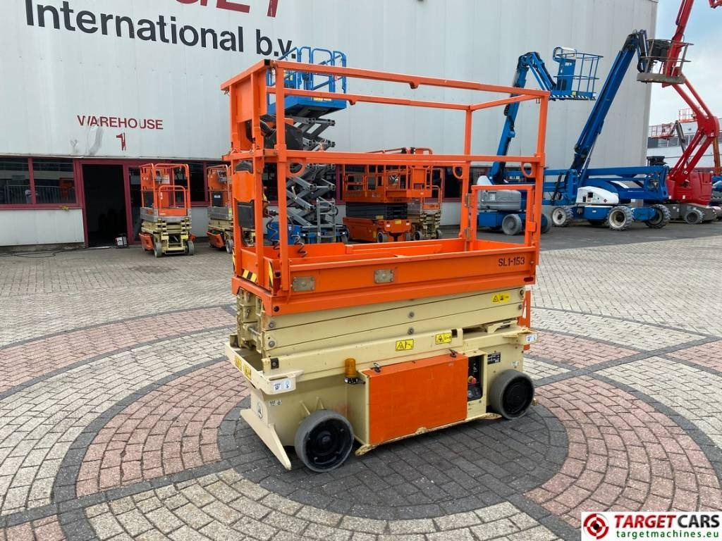 JLG 6RS Electric Scissor Work Lift 779cm - Ollós emelő: 1 kép. JLG 6RS Electric Scissor Work Lift 779cm - Ollós emelő: 1 kép.