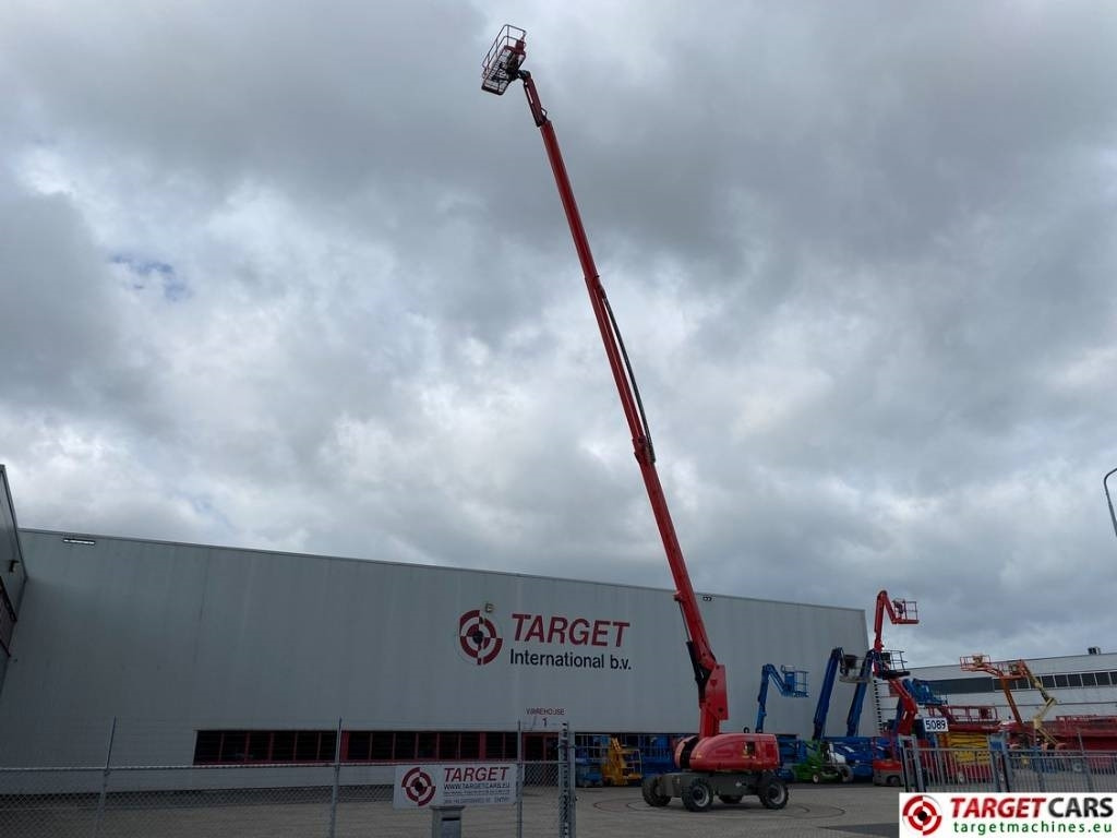 JLG 860SJ Telescopic 4x4 Diesel Boom Work Lift 2821cm - Teleszkópos emelő: 5 kép. JLG 860SJ Telescopic 4x4 Diesel Boom Work Lift 2821cm - Teleszkópos emelő: 5 kép.