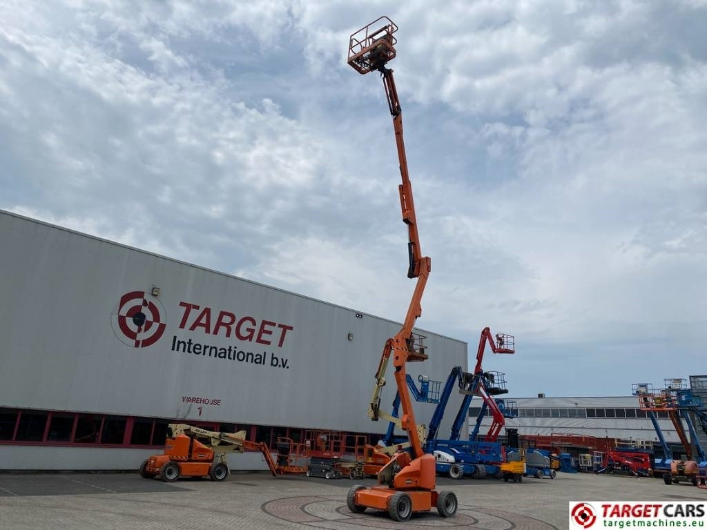 JLG E450AJ Electric Articulated Boom Work Lift 1572cm - Személyemelő: 5 kép. JLG E450AJ Electric Articulated Boom Work Lift 1572cm - Személyemelő: 5 kép.