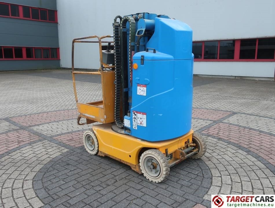 JLG Toucan 800A Electric Vertical Mast Work Lift 800cm - Oszlopos személyemelő: 4 kép. JLG Toucan 800A Electric Vertical Mast Work Lift 800cm - Oszlopos személyemelő: 4 kép.