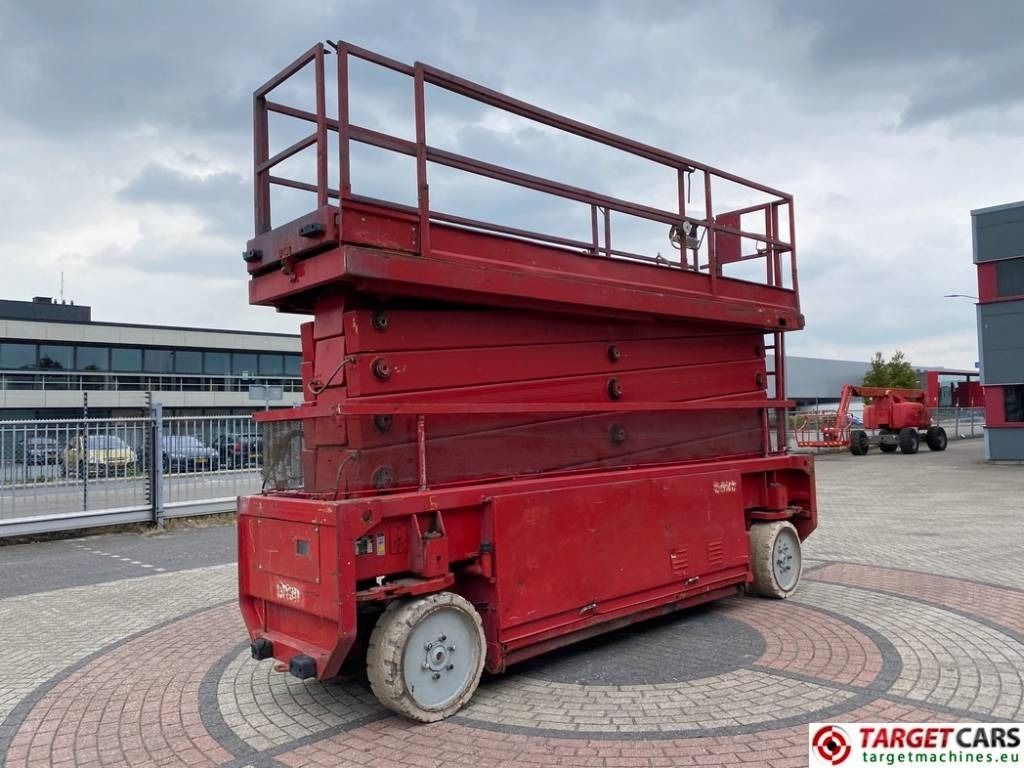 Liftlux SL210-12 E4/4WD Electric Scissor Work Lift 2300cm - Ollós emelő: 3 kép. Liftlux SL210-12 E4/4WD Electric Scissor Work Lift 2300cm - Ollós emelő: 3 kép.