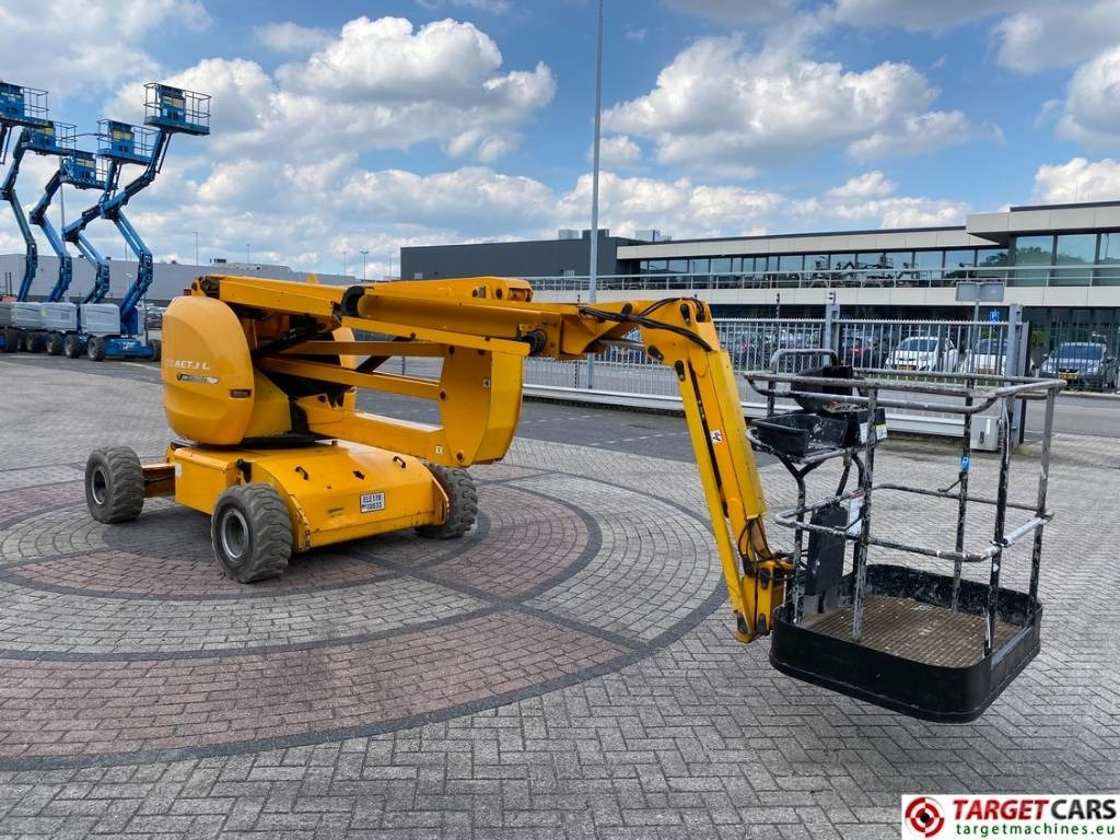 Manitou 170AETJL Electric Articulated Boom WorkLift 1690cm - Személyemelő: 2 kép. Manitou 170AETJL Electric Articulated Boom WorkLift 1690cm - Személyemelő: 2 kép.