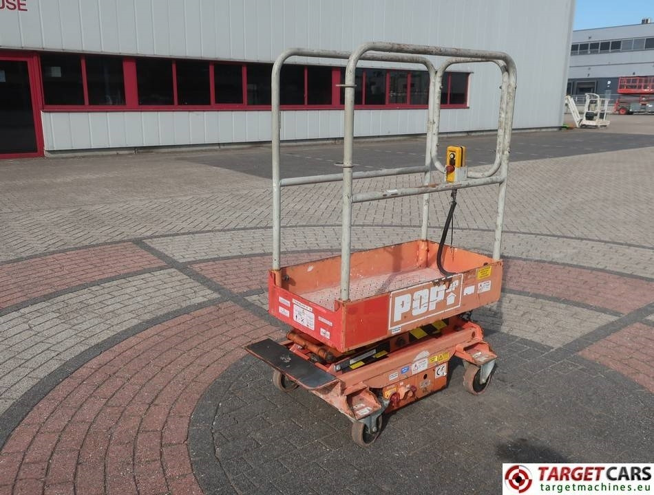 NSG Pop Up Electric Scissor Work Lift 363cm - Ollós emelő: 1 kép. NSG Pop Up Electric Scissor Work Lift 363cm - Ollós emelő: 1 kép.