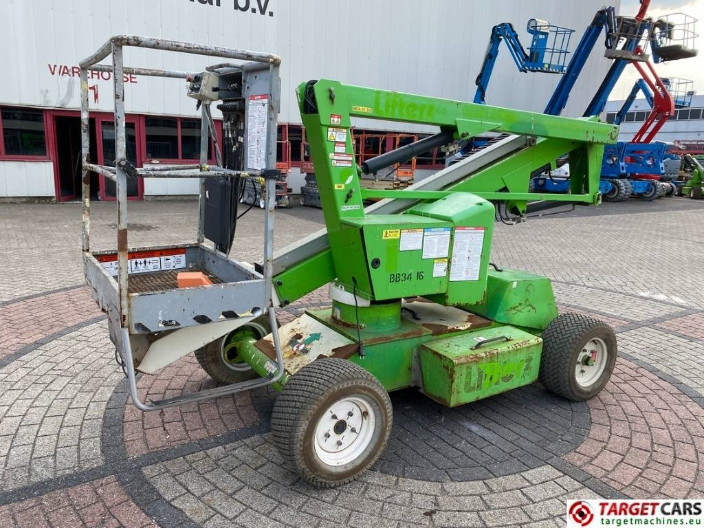 Niftylift HR12NDE HyBrid Articulated Boom Work Lift 1220cm  - Személyemelő: 1 kép. Niftylift HR12NDE HyBrid Articulated Boom Work Lift 1220cm  - Személyemelő: 1 kép.