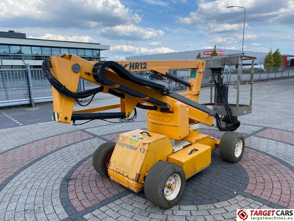 Niftylift HR12NDE HyBrid Articulated Boom Work Lift 1220cm  - Személyemelő: 3 kép. Niftylift HR12NDE HyBrid Articulated Boom Work Lift 1220cm  - Személyemelő: 3 kép.