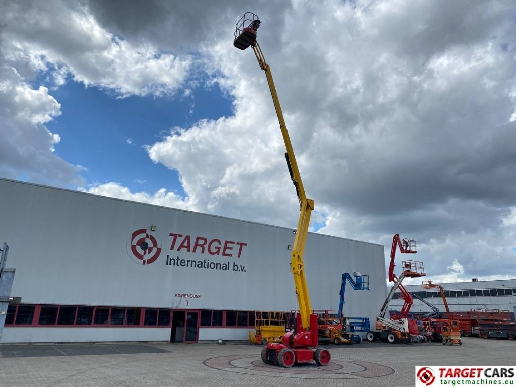 Niftylift HR17NE Electric Articulated Boom Work Lift 1700cm  - Személyemelő: 5 kép. Niftylift HR17NE Electric Articulated Boom Work Lift 1700cm  - Személyemelő: 5 kép.