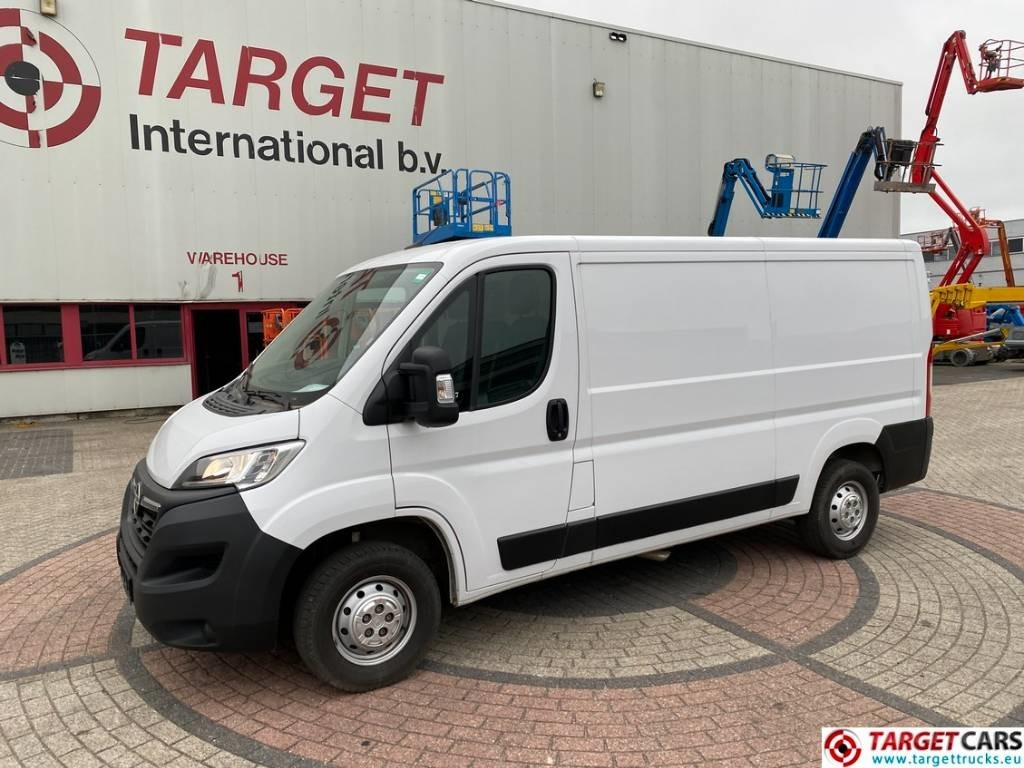 Opel Movano 2.2D BlueHDI 140HP Panel Van L2H1 - Furgon: 1 kép. Opel Movano 2.2D BlueHDI 140HP Panel Van L2H1 - Furgon: 1 kép.