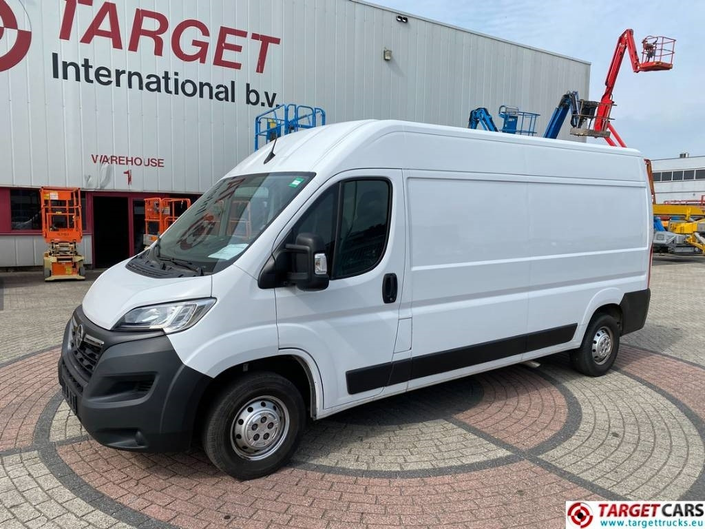 Opel Movano 2.2D BlueHDI Panel Van L3H2 140HP - Furgon: 1 kép. Opel Movano 2.2D BlueHDI Panel Van L3H2 140HP - Furgon: 1 kép.
