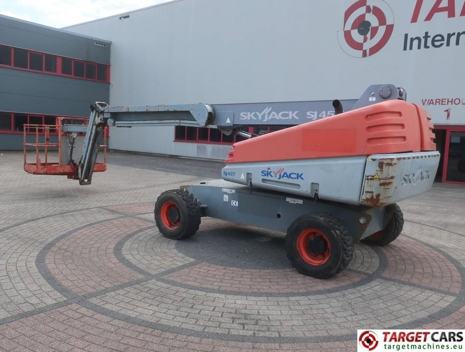 SkyJack SJ45T Telescopic 4x4 Diesel Boom Work LIft 1570cm - Teleszkópos emelő: 4 kép. SkyJack SJ45T Telescopic 4x4 Diesel Boom Work LIft 1570cm - Teleszkópos emelő: 4 kép.