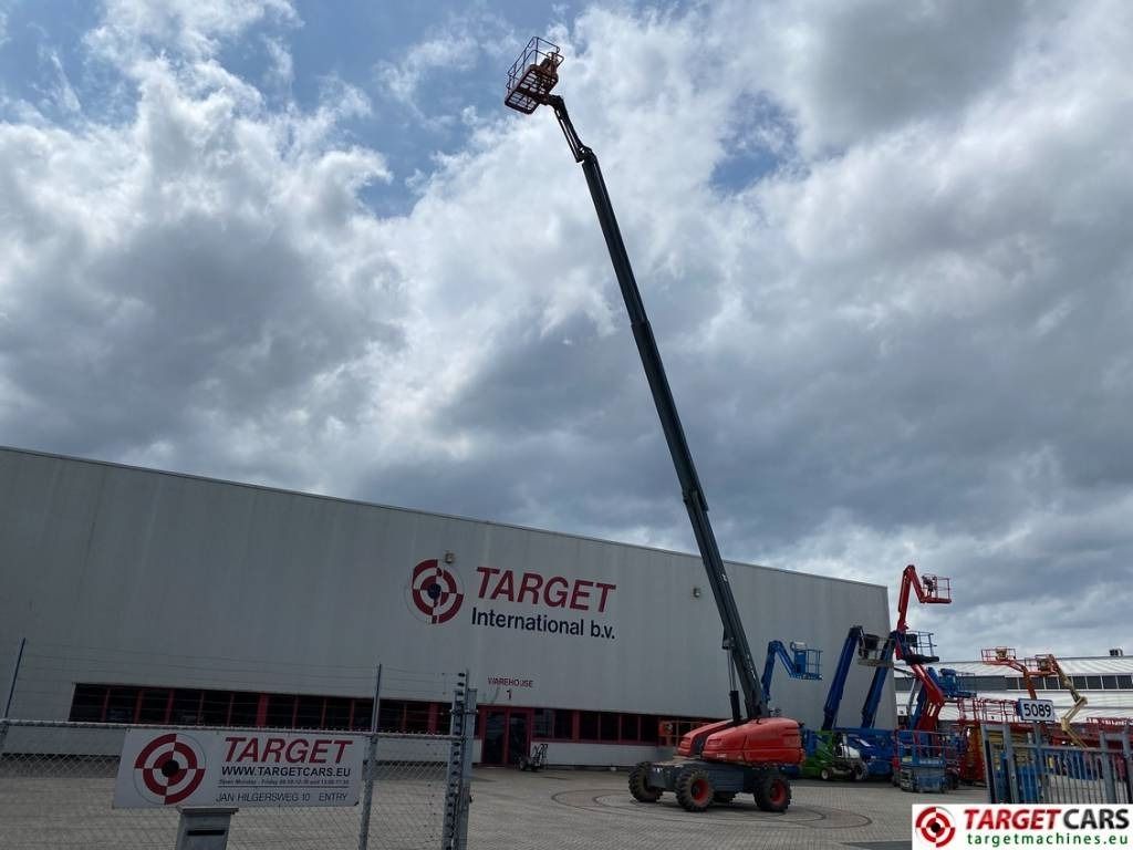 SkyJack SJ66T Telescopic 4x4 Diesel Boom Work LIft 2212cm - Teleszkópos emelő: 5 kép. SkyJack SJ66T Telescopic 4x4 Diesel Boom Work LIft 2212cm - Teleszkópos emelő: 5 kép.