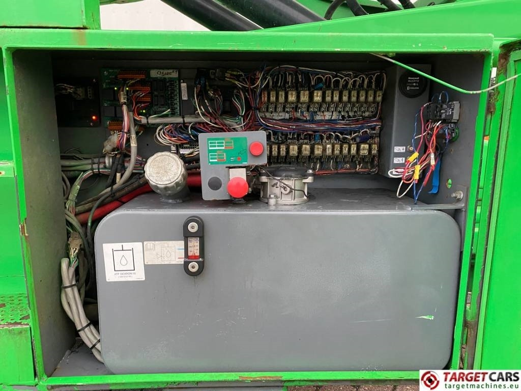 Ollós emelő SkyJack SJ9241 RT Diesel 4x4 Scissor Work Lift 1450cm: 12 kép.