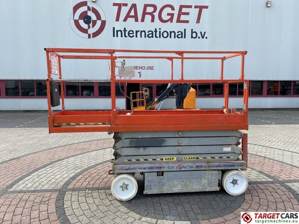 SkyJack SJIII-3226 Electric 3226 Scissor Work Lift 990cm - Ollós emelő: 5 kép. SkyJack SJIII-3226 Electric 3226 Scissor Work Lift 990cm - Ollós emelő: 5 kép.