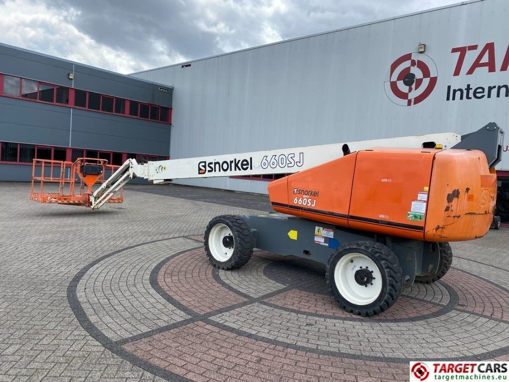 Snorkel 660SJ Telescopic 4x4 Diesel Boom Work LIft 2230cm - Teleszkópos emelő: 4 kép. Snorkel 660SJ Telescopic 4x4 Diesel Boom Work LIft 2230cm - Teleszkópos emelő: 4 kép.