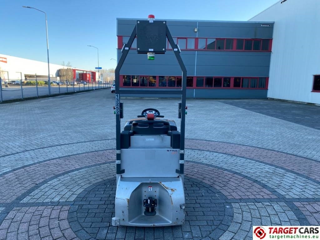Still CX-T Electric TowTruck Tractor 24V 4000KG Capacity - Elektromos vontató: 5 kép. Still CX-T Electric TowTruck Tractor 24V 4000KG Capacity - Elektromos vontató: 5 kép.