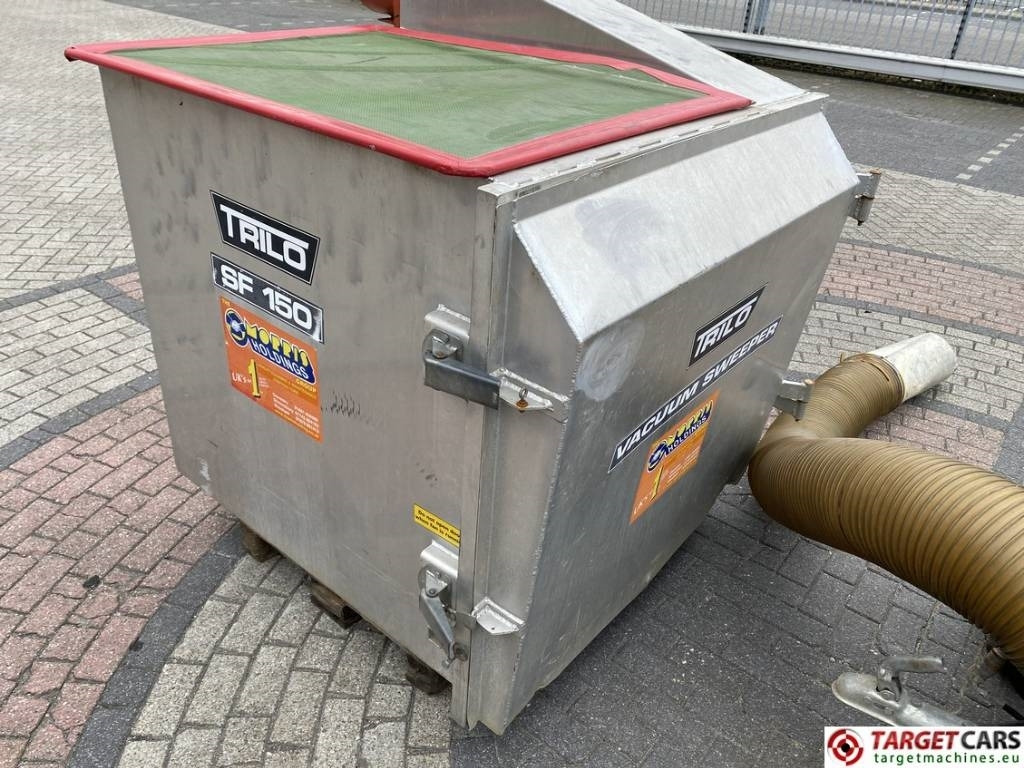 Többcélú/ Speciális jármű Trilo SF150 Leaf Vacuum Sweeper Unit: 14 kép.