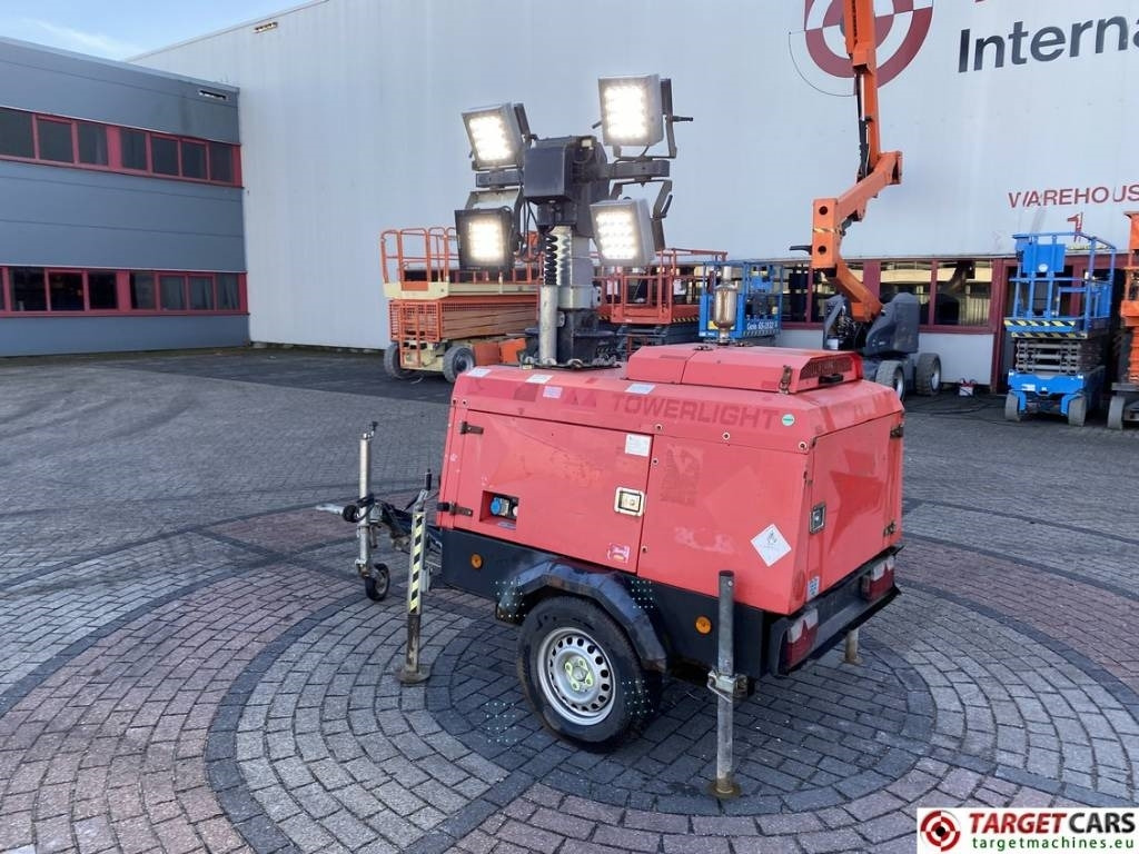 Towerlight TowerLight Diesel 4x120W Led - Világító állvány: 4 kép. Towerlight TowerLight Diesel 4x120W Led - Világító állvány: 4 kép.
