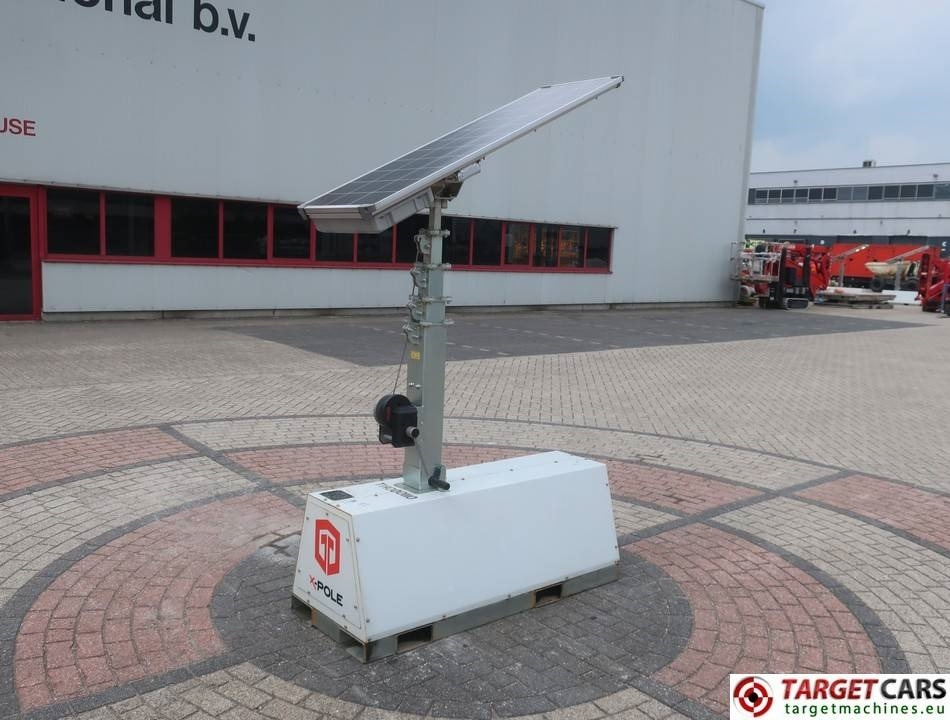 Trime X-Pole Tower Light 2x25W Led Solar Panel - Világító állvány: 1 kép. Trime X-Pole Tower Light 2x25W Led Solar Panel - Világító állvány: 1 kép.