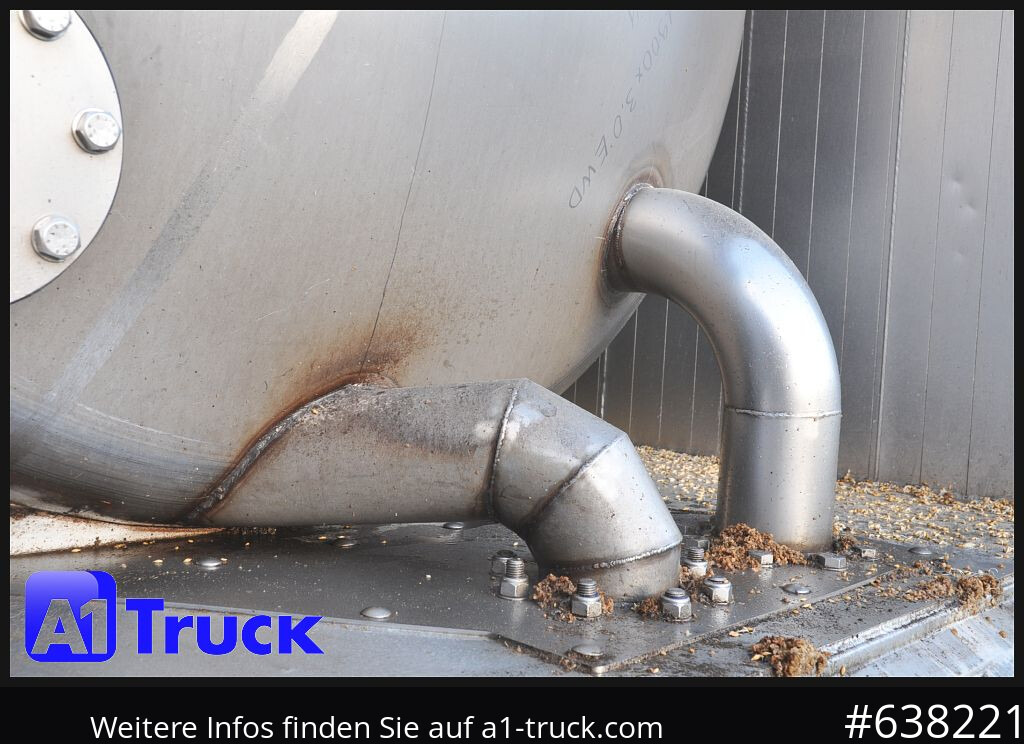 BENALU Kombiliner Gülle Tank + Kipper fest34m³ flüssig 26m³, Tüv neu, - Tartályos félpótkocsi: 2 kép. BENALU Kombiliner Gülle Tank + Kipper fest34m³ flüssig 26m³, Tüv neu, - Tartályos félpótkocsi: 2 kép.