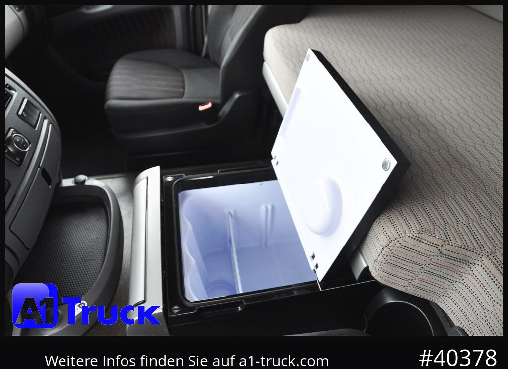 DAF DAF XF 480 FAN SSC Intarder, Lenkachse Standlklima - Cserefelépítményes teherautó: 4 kép. DAF DAF XF 480 FAN SSC Intarder, Lenkachse Standlklima - Cserefelépítményes teherautó: 4 kép.