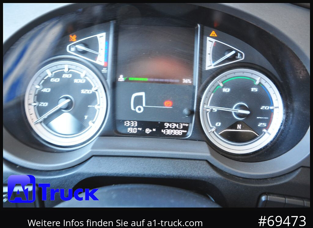 DAF DAF XF 480 FAR SSC Intarder Multiwechsler, 7.82 - Cserefelépítményes teherautó: 3 kép. DAF DAF XF 480 FAR SSC Intarder Multiwechsler, 7.82 - Cserefelépítményes teherautó: 3 kép.