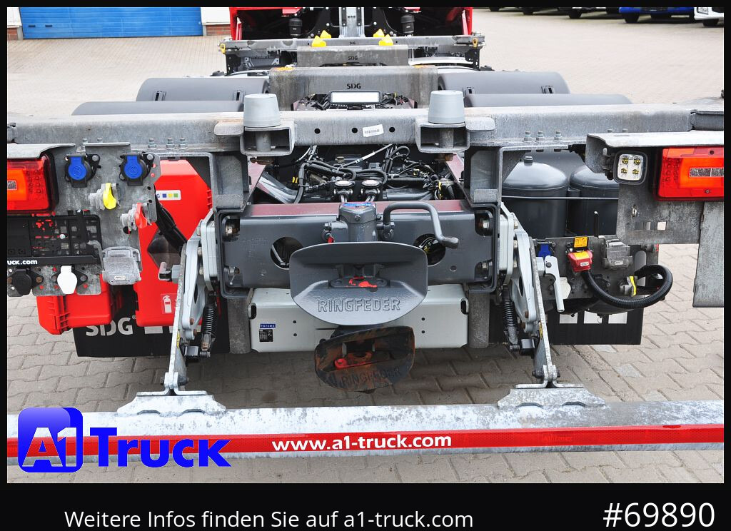 DAF XF 480, BDF, 7,45, 7,82, Lift-Lenkachse, - Cserefelépítményes teherautó: 3 kép. DAF XF 480, BDF, 7,45, 7,82, Lift-Lenkachse, - Cserefelépítményes teherautó: 3 kép.