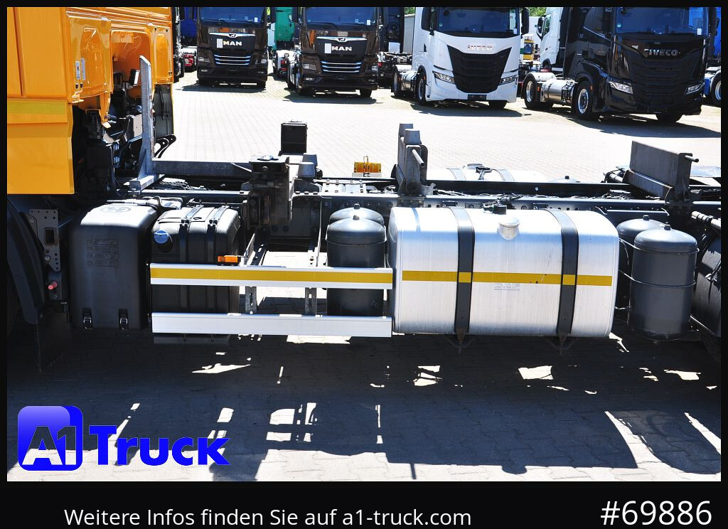 DAF XF 480, MultiBDF, 7,45, Standklima, LBW, - Cserefelépítményes teherautó: 2 kép. DAF XF 480, MultiBDF, 7,45, Standklima, LBW, - Cserefelépítményes teherautó: 2 kép.