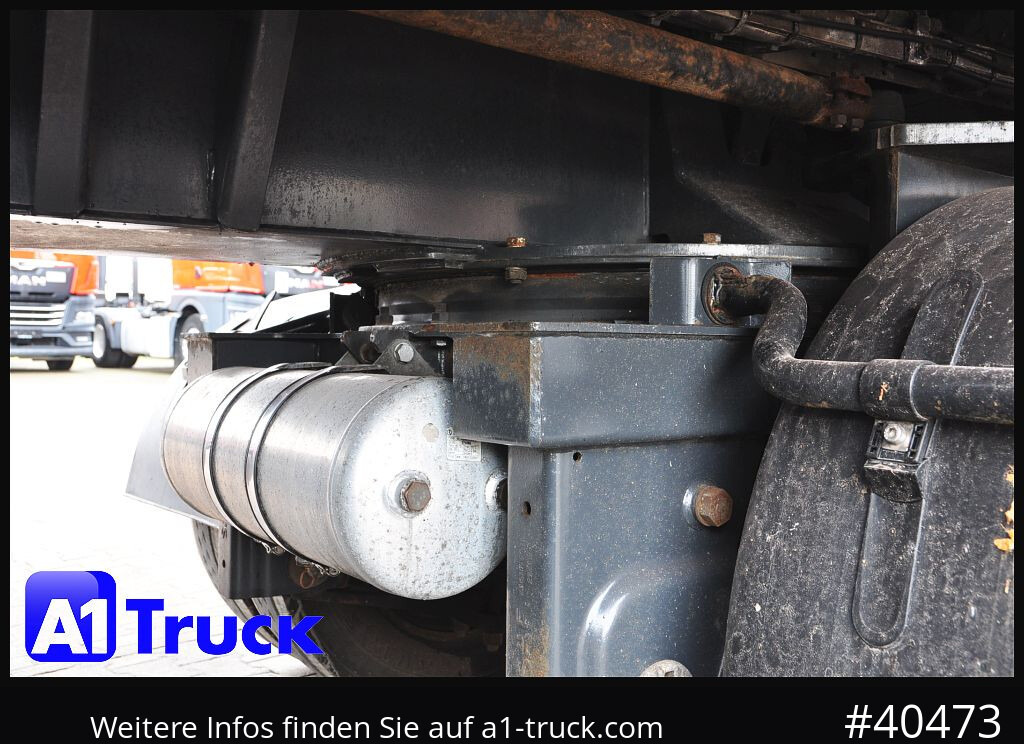 FAYMONVILLE F-S43-1AAF Telemax,3 zwangs gelenkt, Lenkachse - Platós félpótkocsi: 4 kép. FAYMONVILLE F-S43-1AAF Telemax,3 zwangs gelenkt, Lenkachse - Platós félpótkocsi: 4 kép.