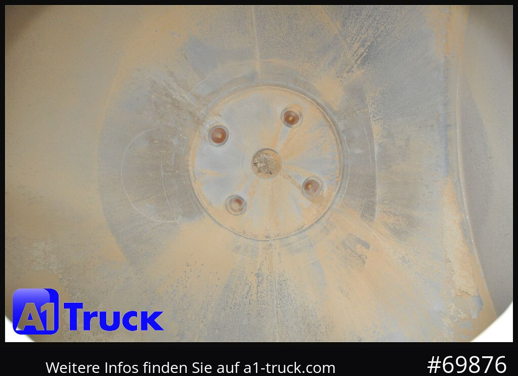 FELDBINDER HEUT 31.2 Silo, Futtermittel, 31m³, 3 Kammern, - Tartályos pótkocsi: 3 kép. FELDBINDER HEUT 31.2 Silo, Futtermittel, 31m³, 3 Kammern, - Tartályos pótkocsi: 3 kép.