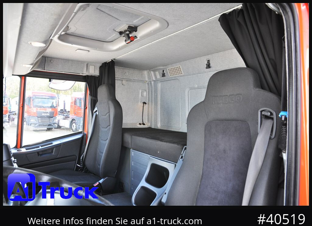 IVECO AT260SY 460 Stralis Carrier Navi Lenkachse - Hűtős teherautó: 5 kép. IVECO AT260SY 460 Stralis Carrier Navi Lenkachse - Hűtős teherautó: 5 kép.