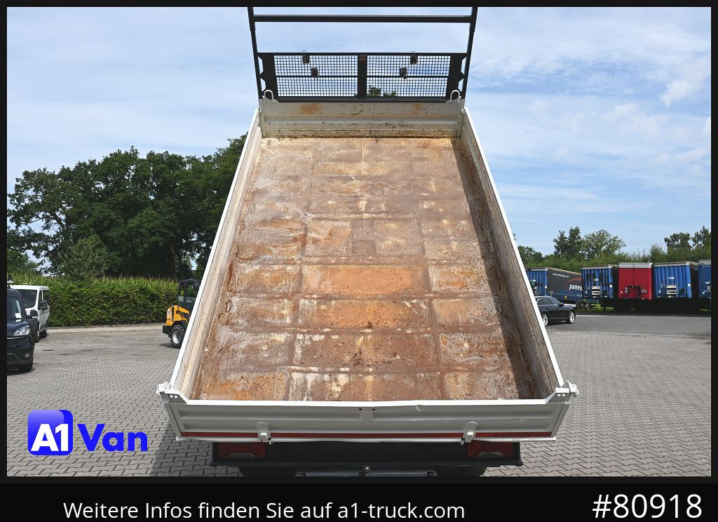 IVECO DAily 70C18 Kipper, Klima , AHK, 4m Ladefläche - Billenőplatós kisteherautó: 2 kép. IVECO DAily 70C18 Kipper, Klima , AHK, 4m Ladefläche - Billenőplatós kisteherautó: 2 kép.