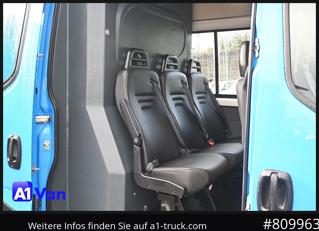 IVECO Daily 35S18 A8V Mixto, Hi-Matic, Klima, AHK - Furgon, Duplakabinos kisteherautó: 3 kép. IVECO Daily 35S18 A8V Mixto, Hi-Matic, Klima, AHK - Furgon, Duplakabinos kisteherautó: 3 kép.