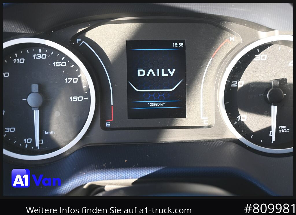 IVECO Daily 72C18 A8V Pritsche/Plane, Tempomat, AHK, Klima - Platós kisteherautó: 5 kép. IVECO Daily 72C18 A8V Pritsche/Plane, Tempomat, AHK, Klima - Platós kisteherautó: 5 kép.