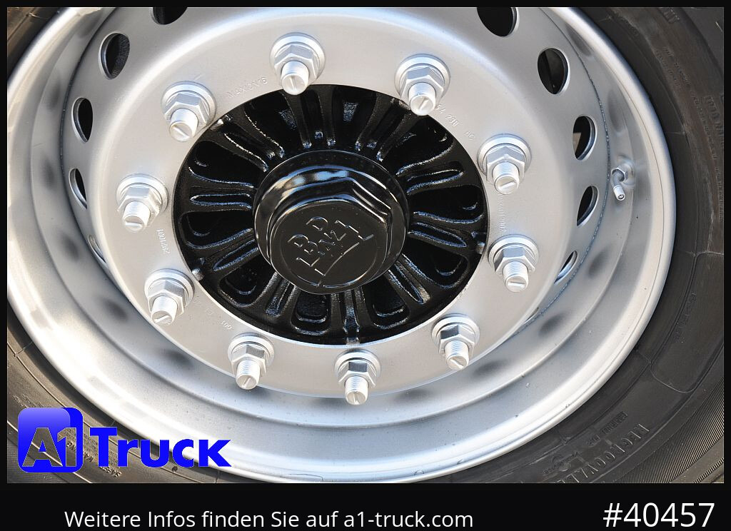 KRONE Container Chassi lang, 2 x 7,45 Wechselbrücken, wenig genutzt.. - Félpótkocsi cserefelépítményes: 4 kép. KRONE Container Chassi lang, 2 x 7,45 Wechselbrücken, wenig genutzt.. - Félpótkocsi cserefelépítményes: 4 kép.