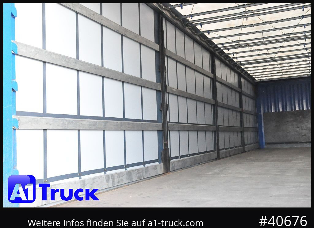 KRONE SD 27, Staplerhalterung, Liftachse, Lenkachse - Ponyvás félpótkocsi: 5 kép. KRONE SD 27, Staplerhalterung, Liftachse, Lenkachse - Ponyvás félpótkocsi: 5 kép.