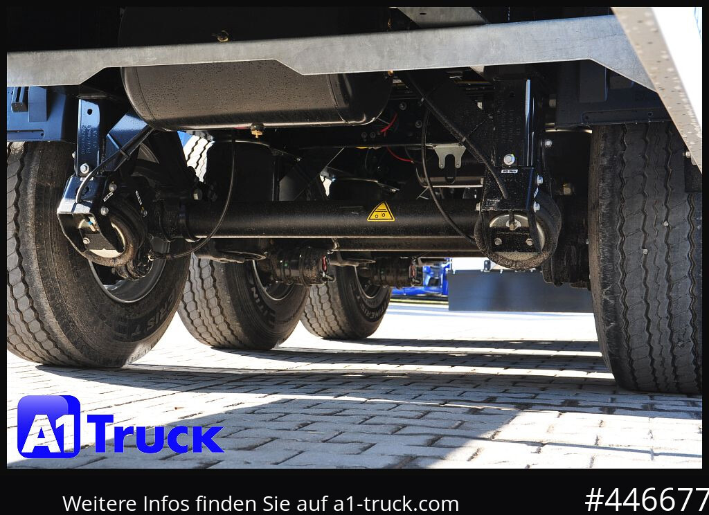 KRONE SD Koffer, Liftachse, Code XL, VDI 2700, SOFORT - Félpótkocsi dobozos: 2 kép. KRONE SD Koffer, Liftachse, Code XL, VDI 2700, SOFORT - Félpótkocsi dobozos: 2 kép.