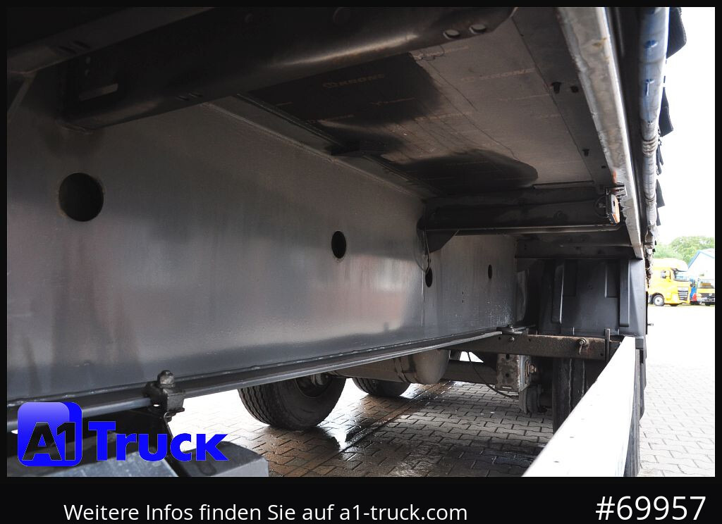 KRONE SD Tautliner, Code XL, BPW, Coil, TÜV 04-2026 - Ponyvás félpótkocsi: 4 kép. KRONE SD Tautliner, Code XL, BPW, Coil, TÜV 04-2026 - Ponyvás félpótkocsi: 4 kép.