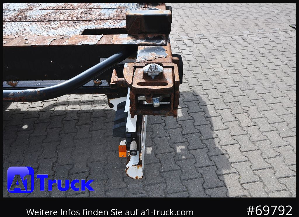 KRONE SDC, Containerchassis, 2x20/30/40 - Félpótkocsi cserefelépítményes: 4 kép. KRONE SDC, Containerchassis, 2x20/30/40 - Félpótkocsi cserefelépítményes: 4 kép.