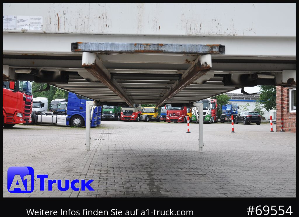 KRONE WB BDF 7,45 Koffer, 2750mm innen, 20 x vorhanden - Doboz felépitmény: 2 kép. KRONE WB BDF 7,45 Koffer, 2750mm innen, 20 x vorhanden - Doboz felépitmény: 2 kép.