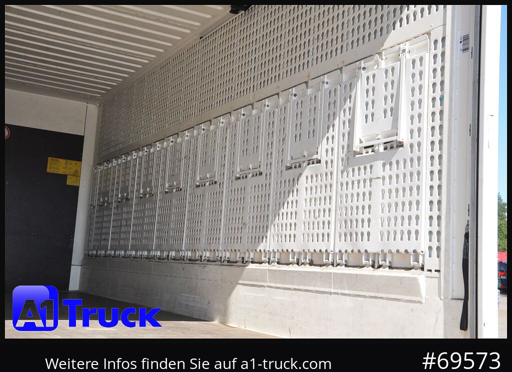 KRONE Wechselbrücke BDF 7,45 Koffer, Textil 2750mm innen, 20 x vorhanden - Doboz felépitmény: 4 kép. KRONE Wechselbrücke BDF 7,45 Koffer, Textil 2750mm innen, 20 x vorhanden - Doboz felépitmény: 4 kép.